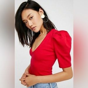 Free People-Ellery Puff-Sleeve tee in Red Size Medium